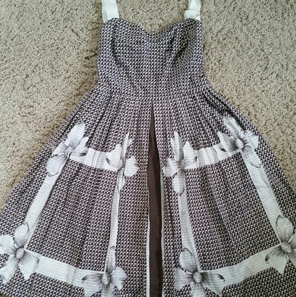 Anthropologie Dresses & Skirts - GORGEOUS brown vintage inspired dress
